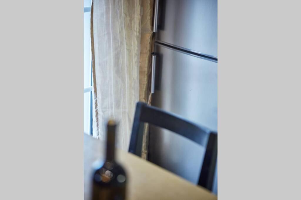 Art Luxury Designer Apartment Drama Bagian luar foto