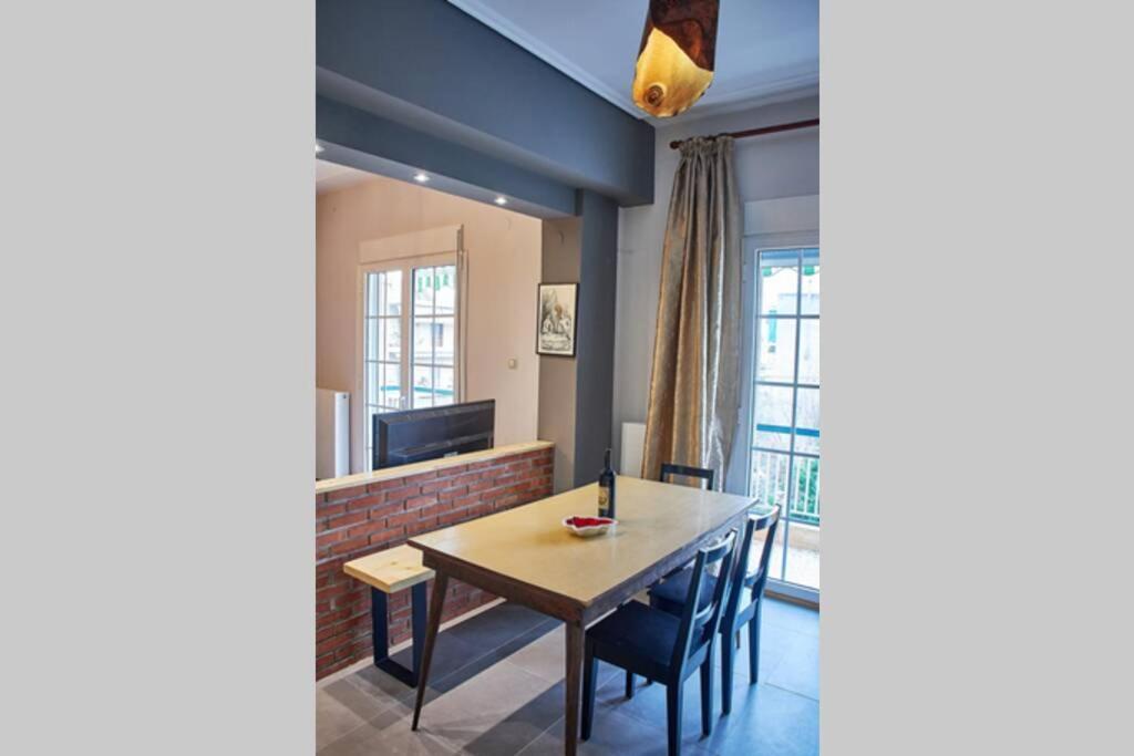 Art Luxury Designer Apartment Drama Bagian luar foto