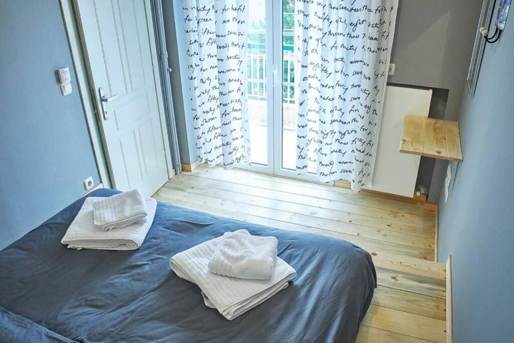 Art Luxury Designer Apartment Drama Bagian luar foto
